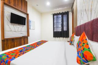 FabHotel Royal Metro - 5