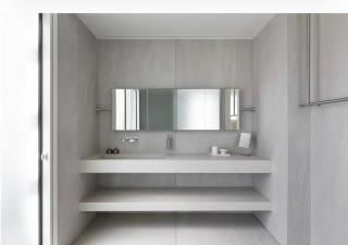 AH- View 42 Penthouse - 1