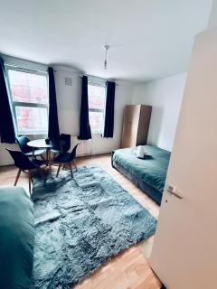 The Cozy Settle Stay , Relax and Unwind - 3