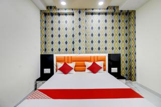 Hotel O One Plus Inn - 1