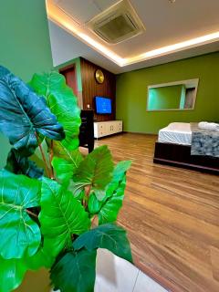 The Minimalistic Studio by sukun Gold crest Mall - 1