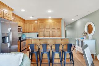 One Particular Harbor - 7