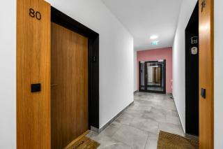 Kłobucka Deluxe Apartment by BookingHost - 5