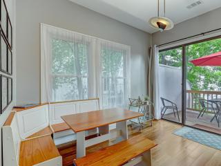 Hunter's Knoll Main - 1