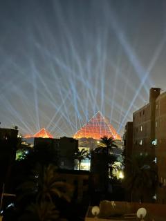 The Pyramid Vault View INN - 4