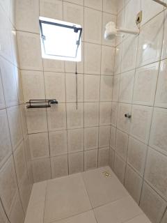 Casa com ar-condicionado no centro da cidade, bem localizada, 10min da praia a pé - 2