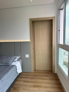 Apto lindo com área de lazer na praia brava - 9