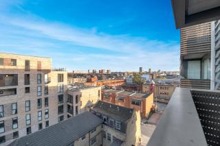 Modern & Spacious 1-Bed Apartment in Central London with Full Amenities - 9