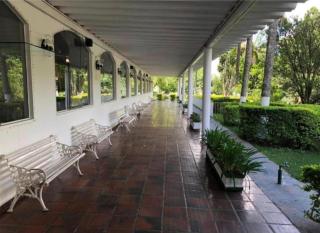 Cavalinho Branco 305 suíte com varanda - 6