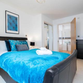 2 Bedroom Apartment - City Centre - Private Parking - 81UM - 3