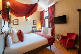 Chateau des Ducs de Joyeuse, BW Signature Collection - 5