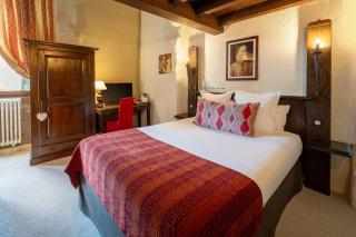 Chateau des Ducs de Joyeuse, BW Signature Collection - 4