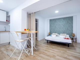 Alcalá B3 Cozy Studio with Sea View - 4