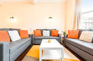 Large,High Ceilings,2 Bathroom,Elevator - 8