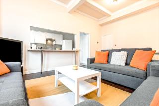 Large,High Ceilings,2 Bathroom,Elevator - 5