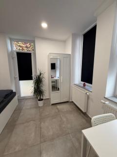 Schönes Zimmer-2 in Stuttgart-Mitte - 5