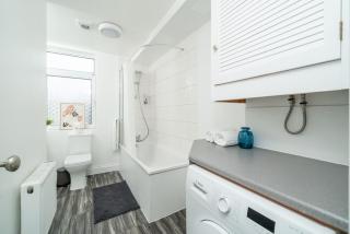 Excellent 2Br Flat, Wood Green, Nr Tube - 8