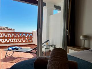 Spacious Andalusian Apartment, Sea View, between Malaga and Marbella - 1