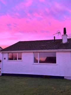 2 Bedroom Bungalow WiFi Parking Garden Pets - 5