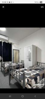 Sharing flat for LADIES ONLY - 4