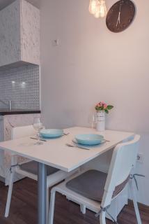 Bright Studio in the City Center - 2