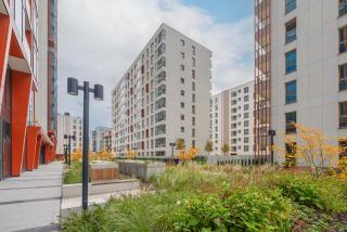 Deluxe Towarowa Towers Residence with Free Parking & AC by Renters Prestige - Varsovie - 4