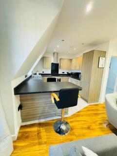 Southsea Modern Apt - 5
