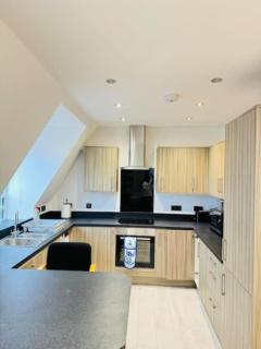 Southsea Modern Apt - 1