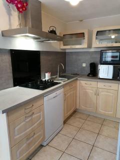 Maisonnette climatisée avec terrasse- Entre Nîmes, Montpellier et les plages - 4