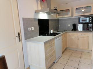 Maisonnette climatisée avec terrasse- Entre Nîmes, Montpellier et les plages - 3