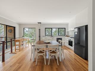 Rosella - Bushland Hideaway - 4