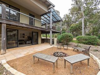 Rosella - Bushland Hideaway - 4