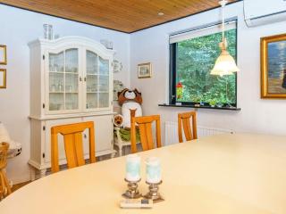 8 person holiday home in Struer-By Traum - 4