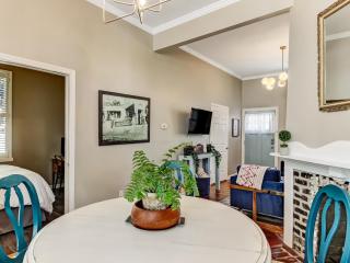 Duckie's Cottage - Savannah - 5