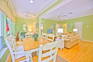 Castaway Cottage ( Sanibel Shores, on Cardium Street) - 2