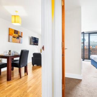 Stylish Apartment - Parking - Balcony - Chinatown 49Arc - 1