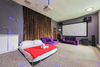 Serene Pool Villa -Luxury Stay with Relaxing Vibes -Clover Home - 9