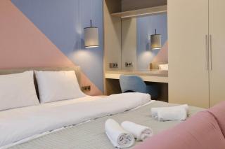 Old Batumi Stylish Studio with Balcony & City View - 7