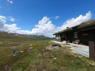 Renovated Mountain Cabin With Cross Country Trails - 3