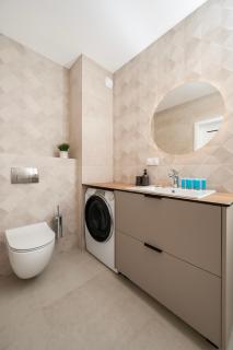 Widzewska Prime Apartments by BookingHost - 1