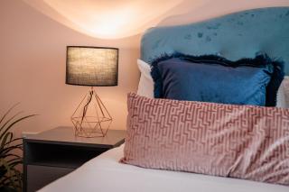 Syster Properties Quiet Leicester Stay with Free Parking LE3 Area Glen View - 2