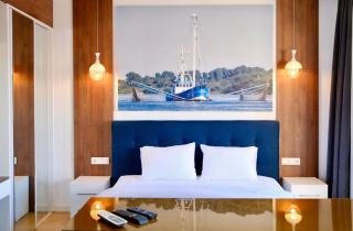 Old Batumi Studio with Balcony & City View - 9