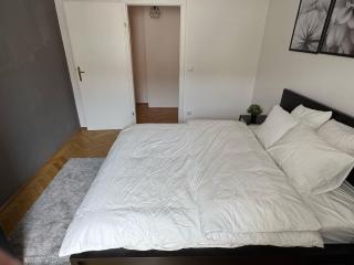 100qm, balcony, near center, Schönbrunn, attic - 7