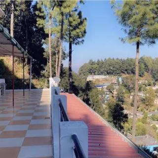 Suncrest Trails Resort - 7