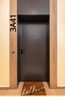 Royal Garden apartment with Private Parking - 3