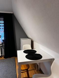 Pokoje z własnymi aneksami kuchennymi - Zbigniew Lassak - 8