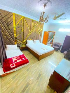 Hill Town Hotel Islamabad - 5