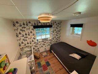 Beautiful and private with heated pool & hot tub - 5