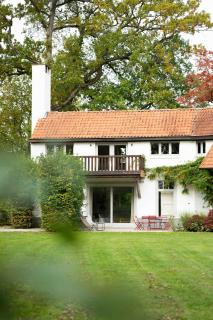 Le Paddock by Ernesst - 4