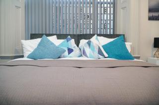 Castle View Stays - 0